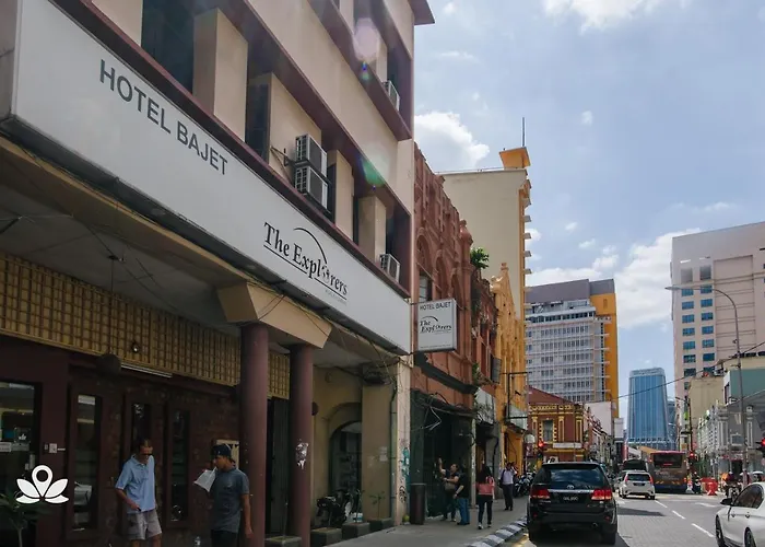 The Explorers Guesthouse And Hostel